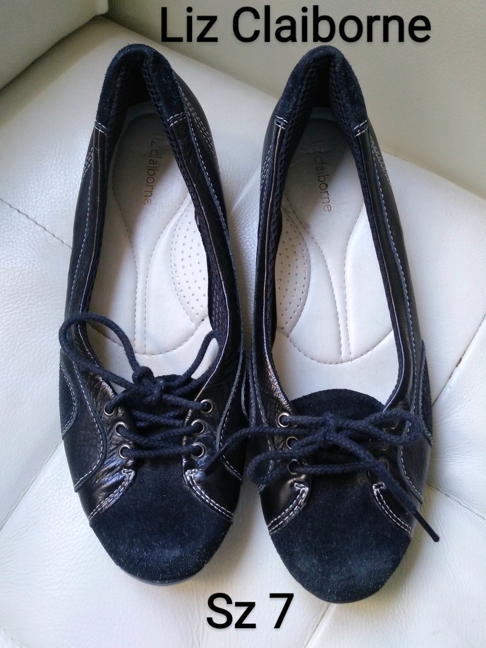 Liz Claiborne Black Lace-Up Women's Casual Flats